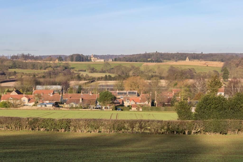 Dene Cottage, Welburn エクステリア 写真